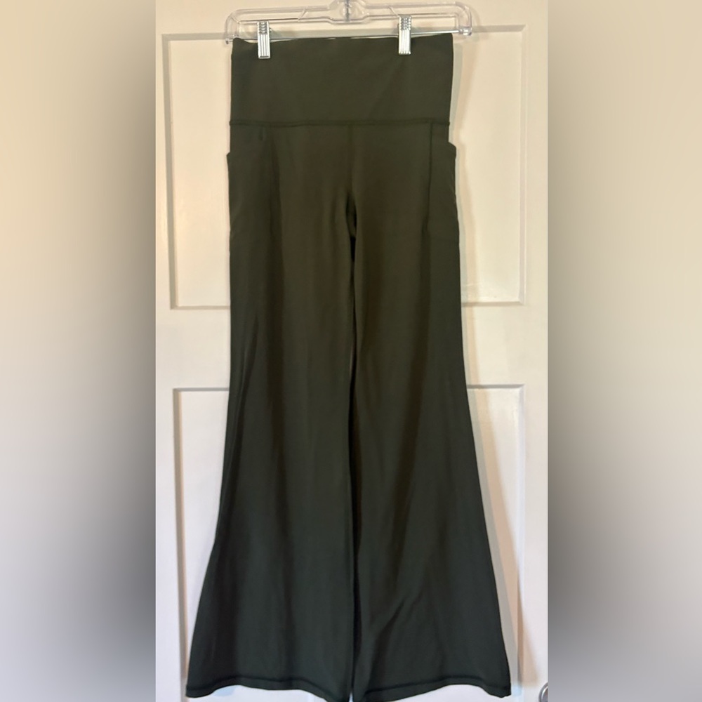 Athleta Olive Salutation Stash flare pants